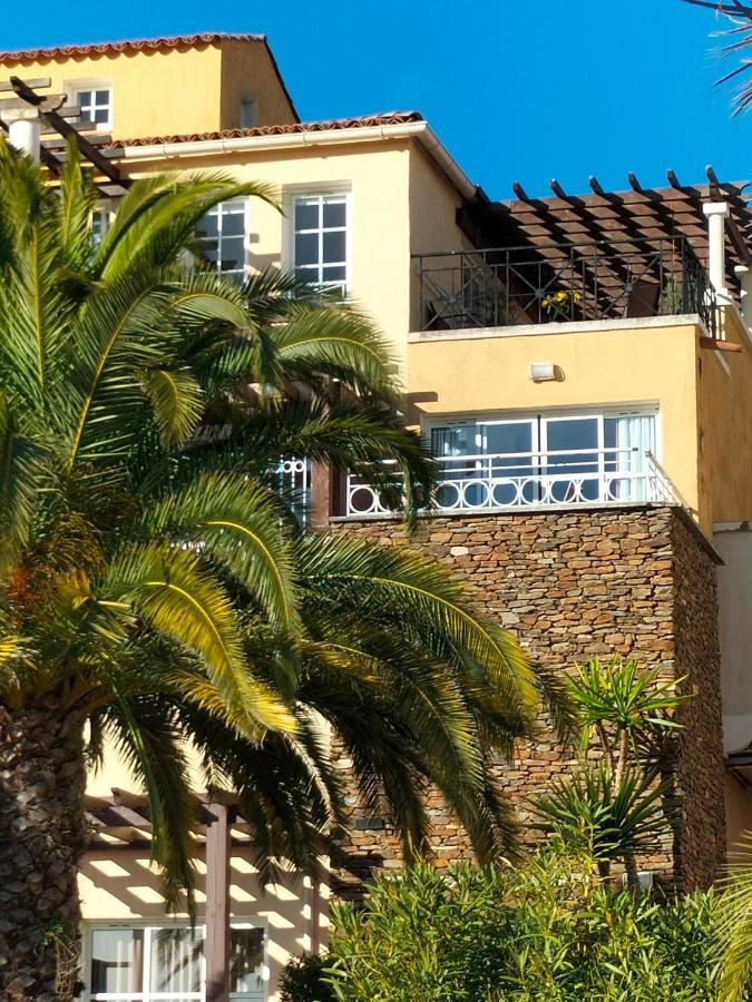 Superbe Appartement Avec Vue Mer Et Piscine Saint-Raphaël Εξωτερικό φωτογραφία